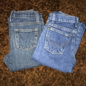 Two pairs of 10 slim jeans for boys SOLD